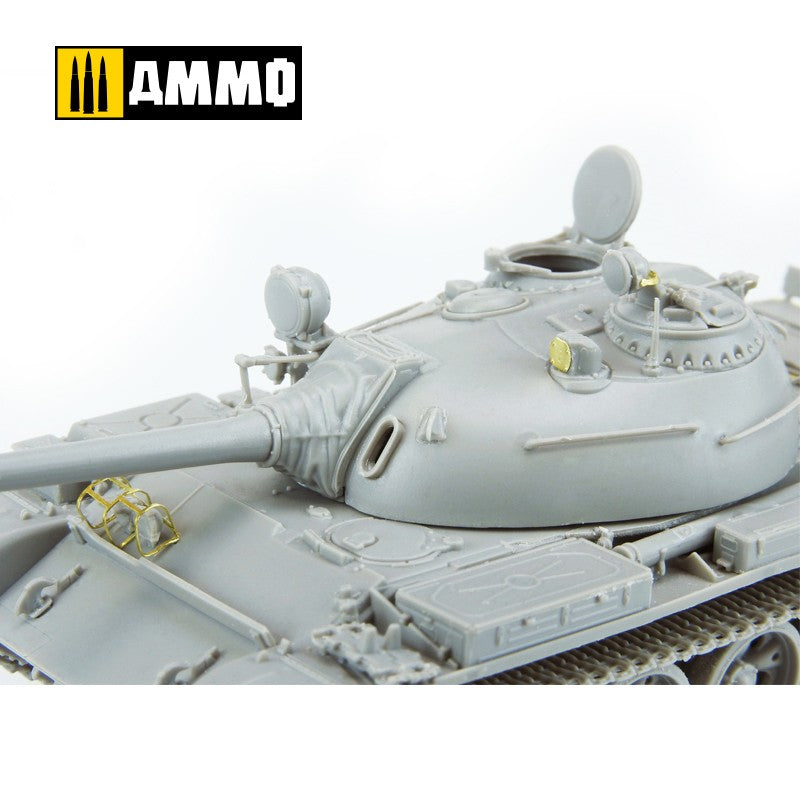 Tanque T-54B