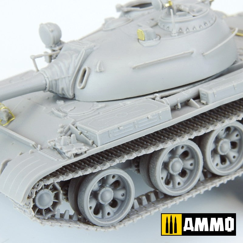 Tanque T-54B